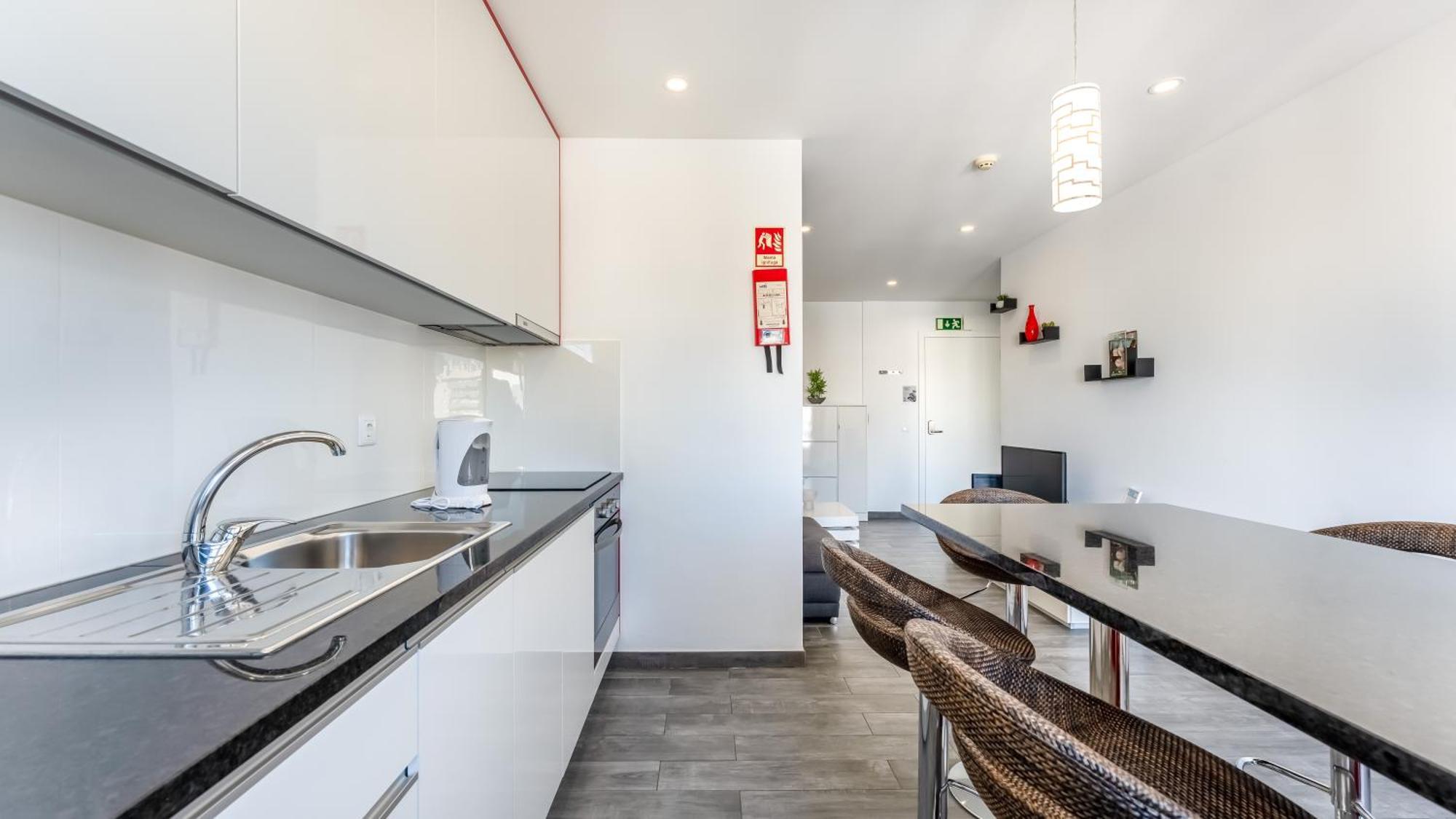 פורטימאו Red Velvet 1 Bdr Flat With Balcony By Lovelystay מראה חיצוני תמונה